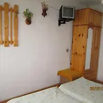 בית הארחה Kristal 2*